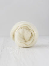 Load image into Gallery viewer, Merino Wool Top/Roving