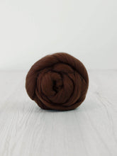 Load image into Gallery viewer, Merino Wool Top/Roving