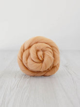 Load image into Gallery viewer, Merino Wool Top/Roving
