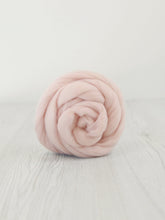 Load image into Gallery viewer, Merino Wool Top/Roving