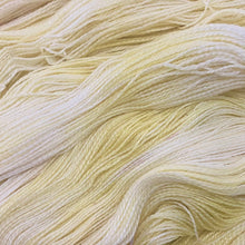 Load image into Gallery viewer, Lacey Ewe
