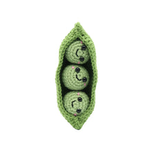 Load image into Gallery viewer, Peas In A Pod Key Ring Diy Crochet Kit
