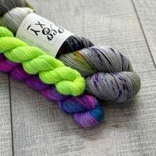 Load image into Gallery viewer, Sock Sets by Leo & Roxy