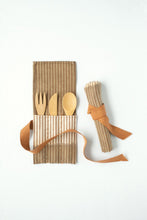 Load image into Gallery viewer, Making Magazine No 9 Simple