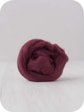 Load image into Gallery viewer, Merino Wool Top/Roving