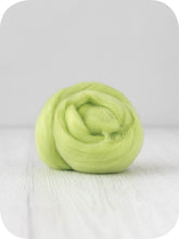 Load image into Gallery viewer, Merino Wool Top/Roving