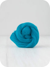 Load image into Gallery viewer, Merino Wool Top/Roving