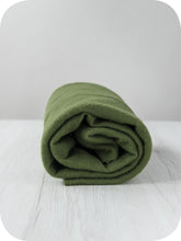 Load image into Gallery viewer, Pre Felt wool