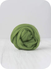 Load image into Gallery viewer, Merino Wool Top/Roving