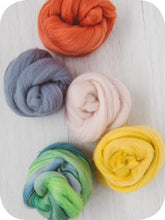 Load image into Gallery viewer, Merino Wool Top/Roving
