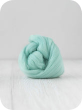 Load image into Gallery viewer, Merino Wool Top/Roving