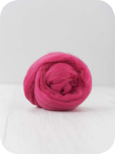 Load image into Gallery viewer, Merino Wool Top/Roving