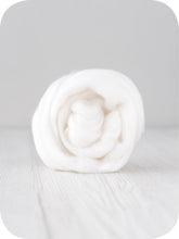 Load image into Gallery viewer, Merino Wool Top/Roving