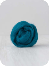Load image into Gallery viewer, Merino Wool Top/Roving