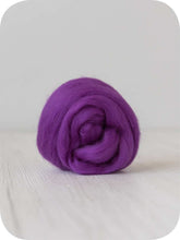 Load image into Gallery viewer, Merino Wool Top/Roving