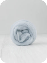 Load image into Gallery viewer, Merino Wool Top/Roving