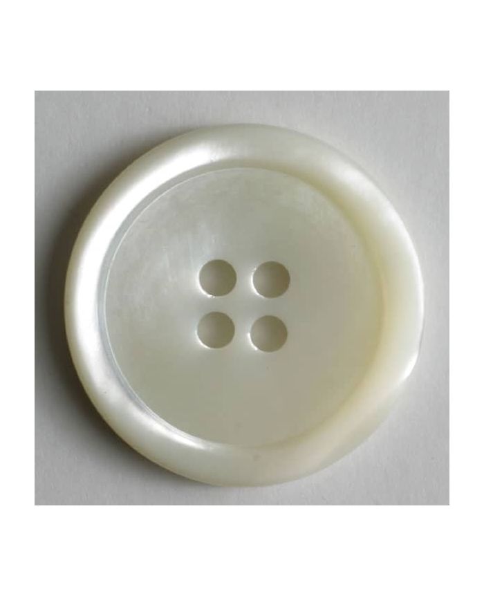 Cream Shell 4 hole Round, 18 mm dill button