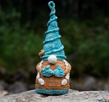 Load image into Gallery viewer, Choose your Gnome pattern

