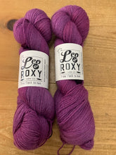 Load image into Gallery viewer, Leo &amp; Roxy Sock Yarn
