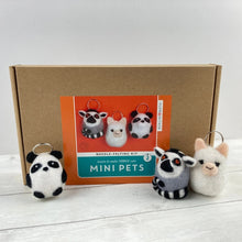 Load image into Gallery viewer, Bergin &amp; Bath Needle Felting Kits
