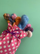 Load image into Gallery viewer, Mother's Day Posies Mini Kit
