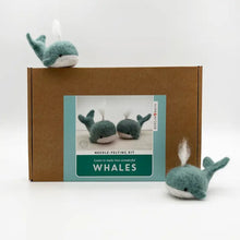 Load image into Gallery viewer, Bergin &amp; Bath Needle Felting Kits
