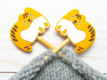 Load image into Gallery viewer, Fox &amp; Pine Stitch Stoppers
